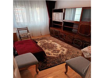 Apartament 3 camere 9 Mai